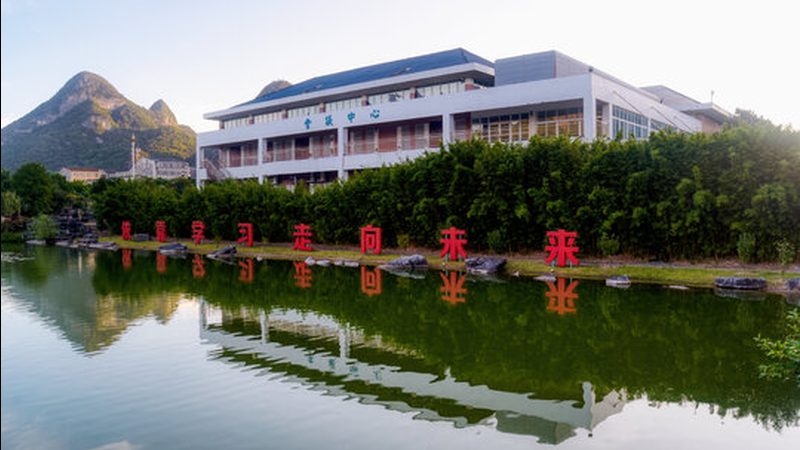 上海继电器公司报价明细：揭秘继电器选型的关键因素**